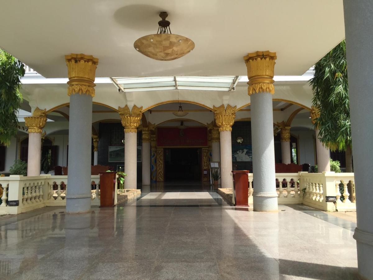Champasak Palace Hotel Паксе Экстерьер фото