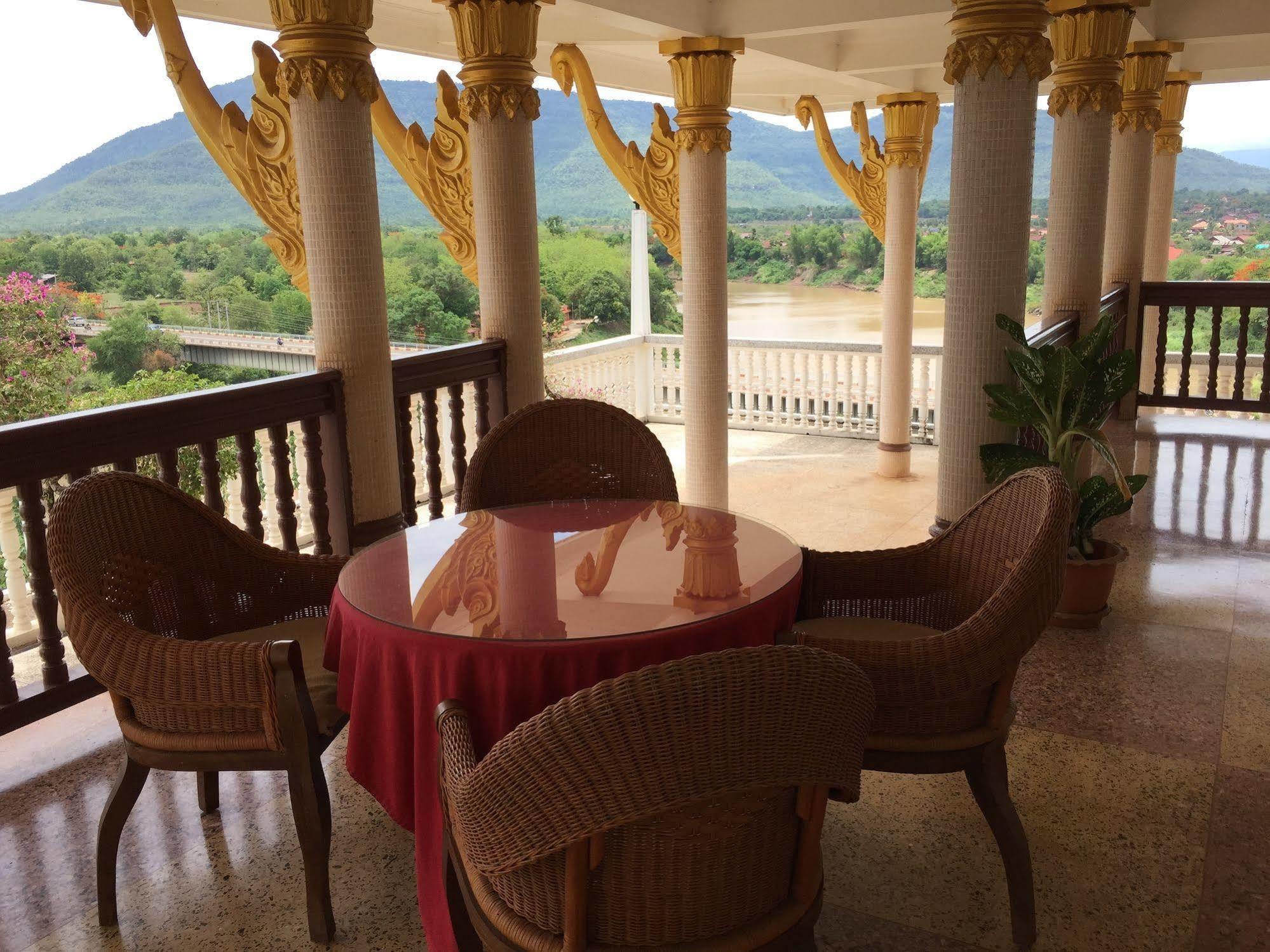 Champasak Palace Hotel Паксе Экстерьер фото